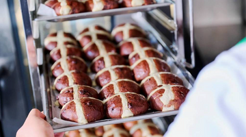 SECRET MELBOURNE: 16 Superb Hot Cross Buns To Try In Melbourne This Easter