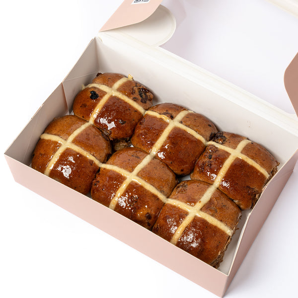 Traditional Hot Cross Buns - 6 pack